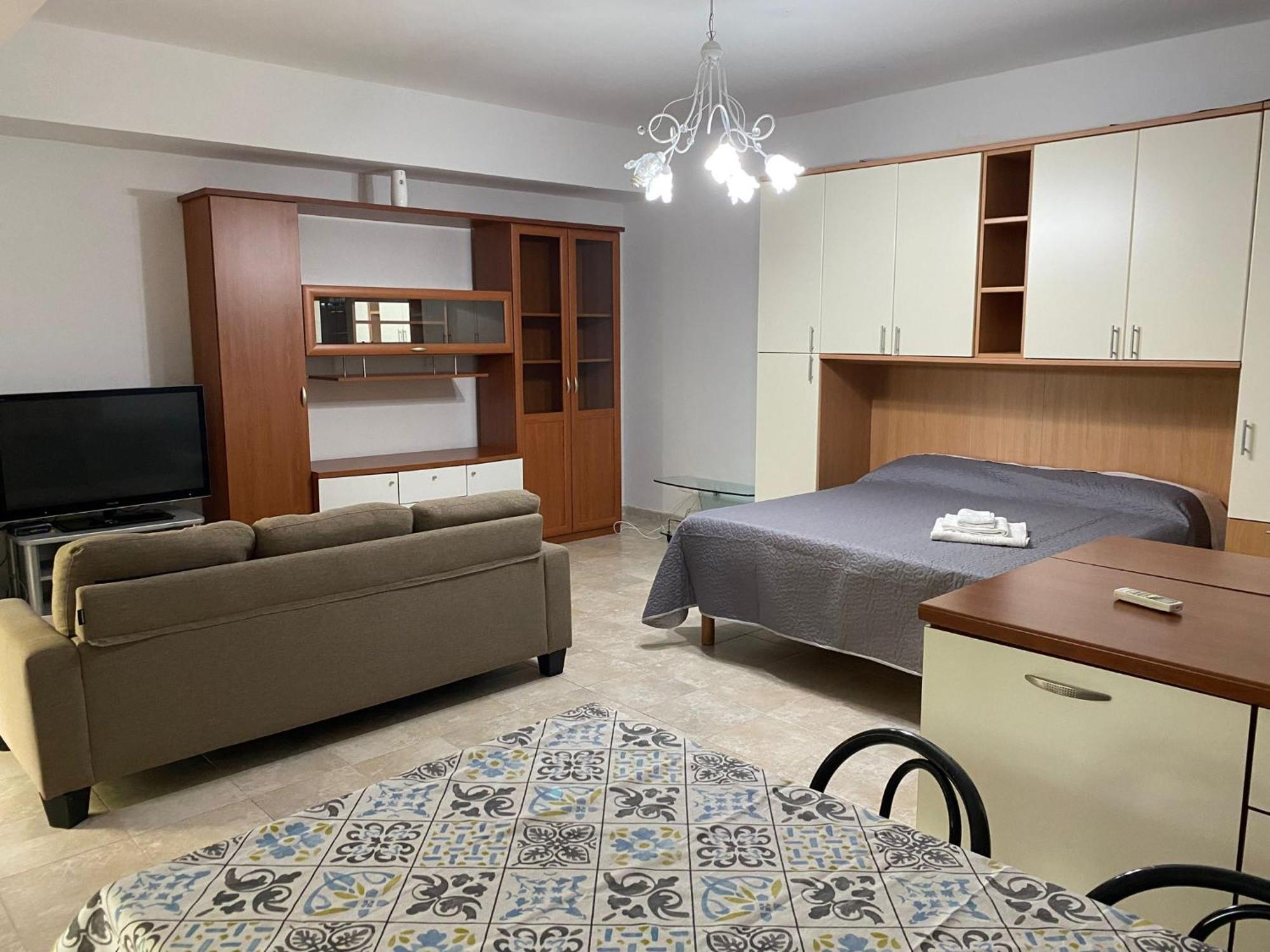 B&B Dionigi Кротоне Екстериор снимка
